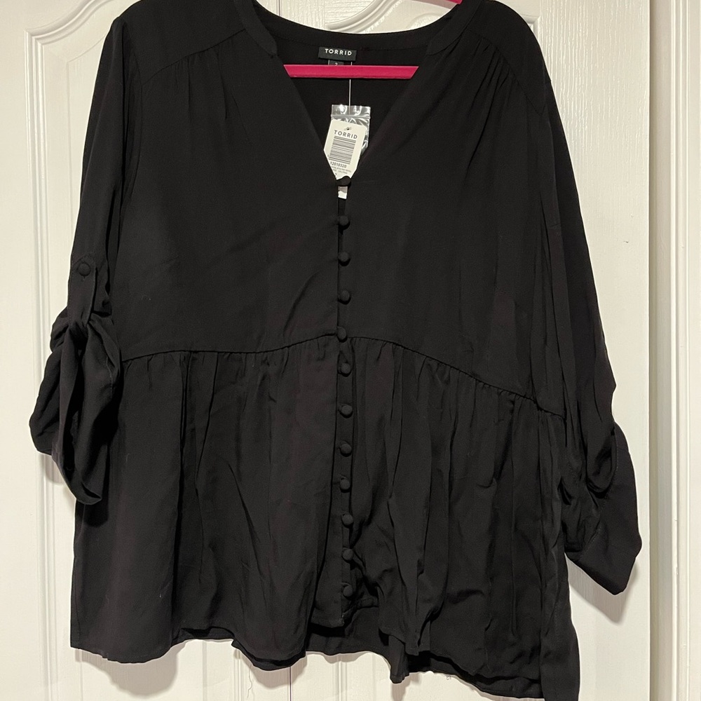 NWT Torrid Button Blouse